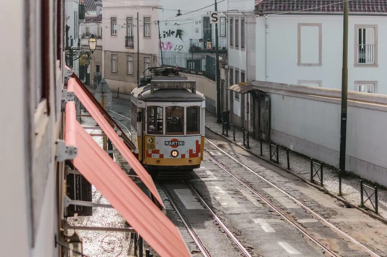 Joivy Elegant 2Br Apt Nearby Tram 28E Stop - Portas Sol Lisbona Portogallo